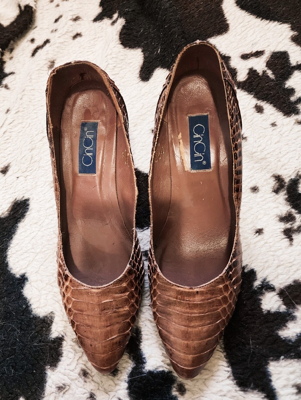 WOMEN'S 80'S/90'S GENUINE SNAKESKIN HEELS - BROWN